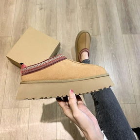 Snow plush sneakers